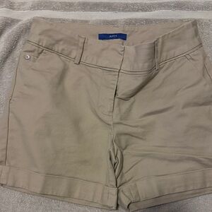 Apt 9 Women's Beige Shorts